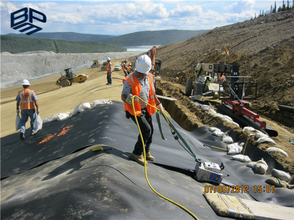 ������������Ĥ��(y��ng)�����������񹤳�